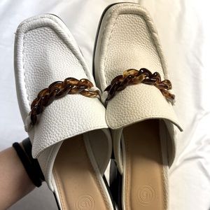 White Slip on loafers, sz. 7m/38